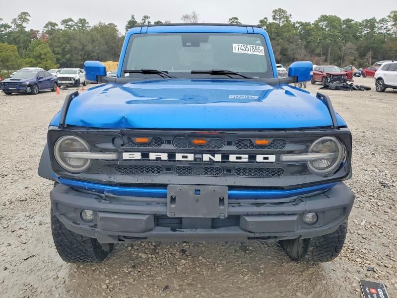 2022 Ford Bronco Base