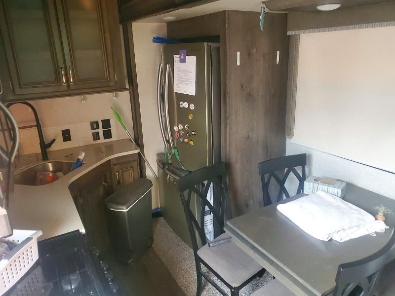 2018 Montana Anniversar-RV