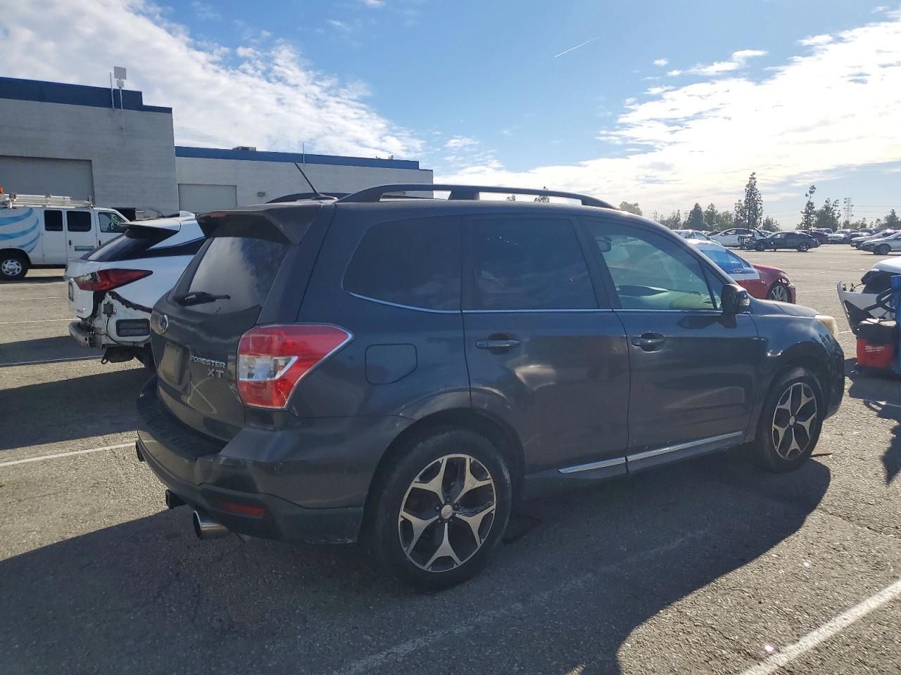 2015 Subaru Forester 2.0xt Touring
