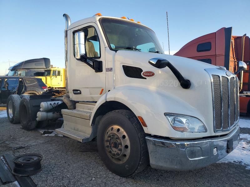 2019 Peterbilt Tractor 579-Semi Truck