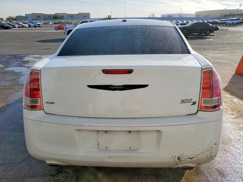 2014 Chrysler 300 s