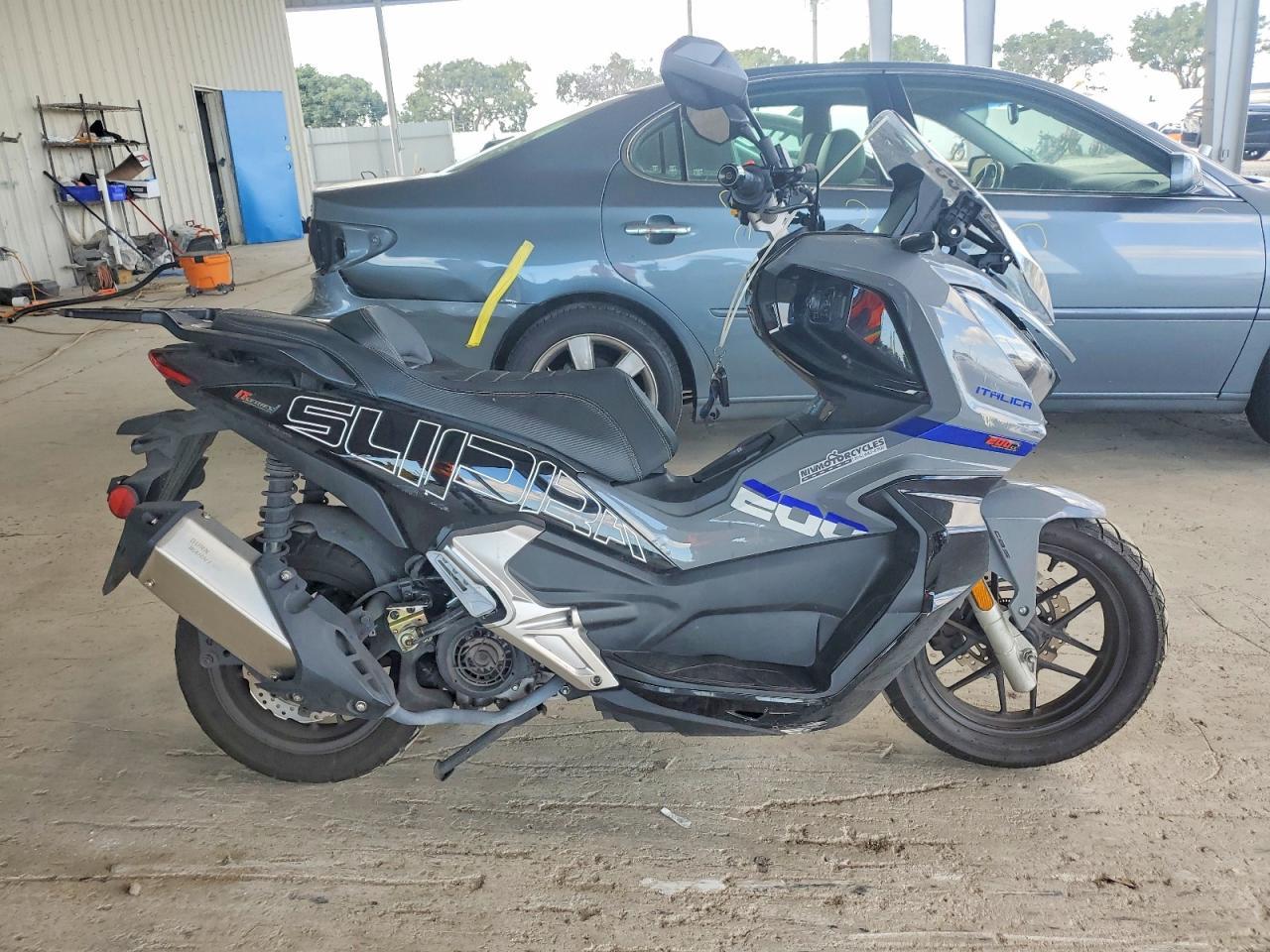2025 Other Motorcycle 2025 Othr Scooter