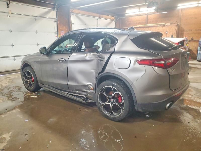 2019 Alfa Romeo Stelvio ti
