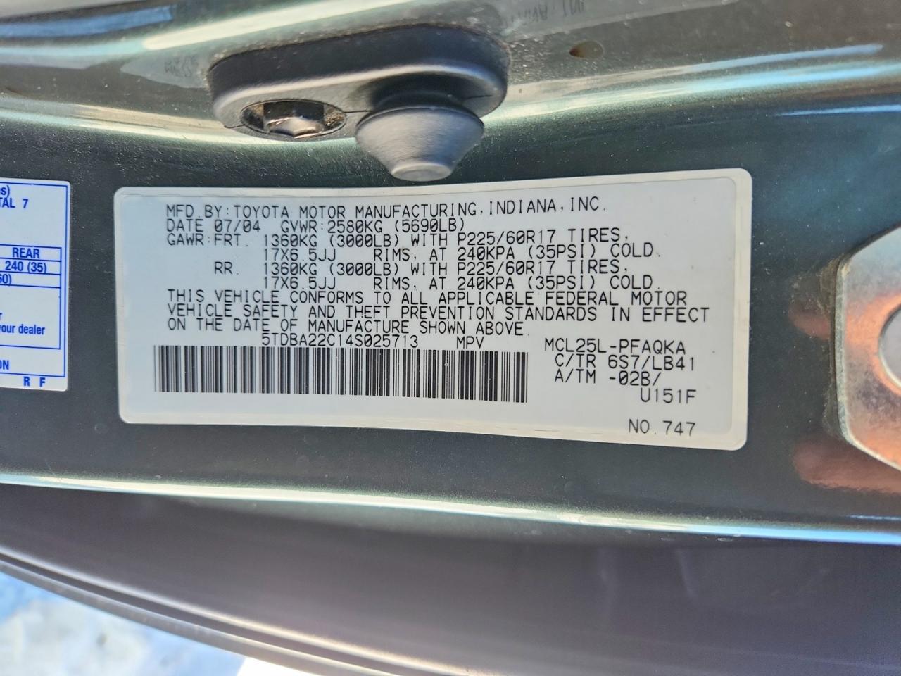 2004 Toyota Sienna xle