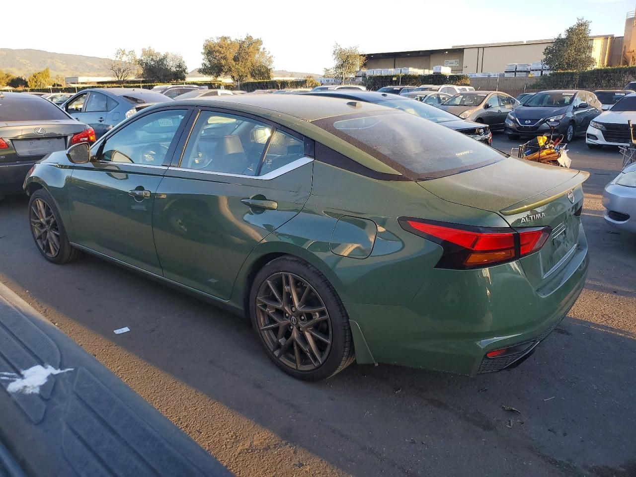 2025 Nissan Altima sr