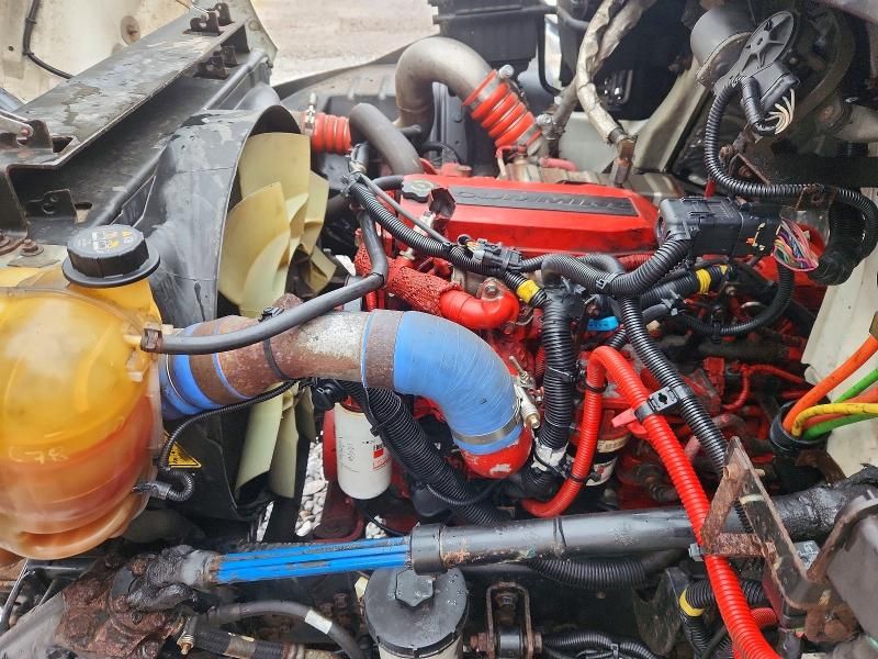 2015 International 4300 box Truck