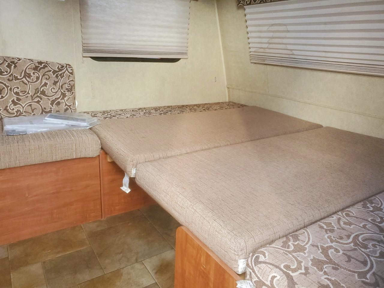 2014 Jayco Jay Flight Swift Camper