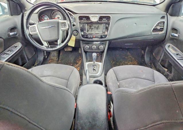 2013 Chrysler 200 Touring