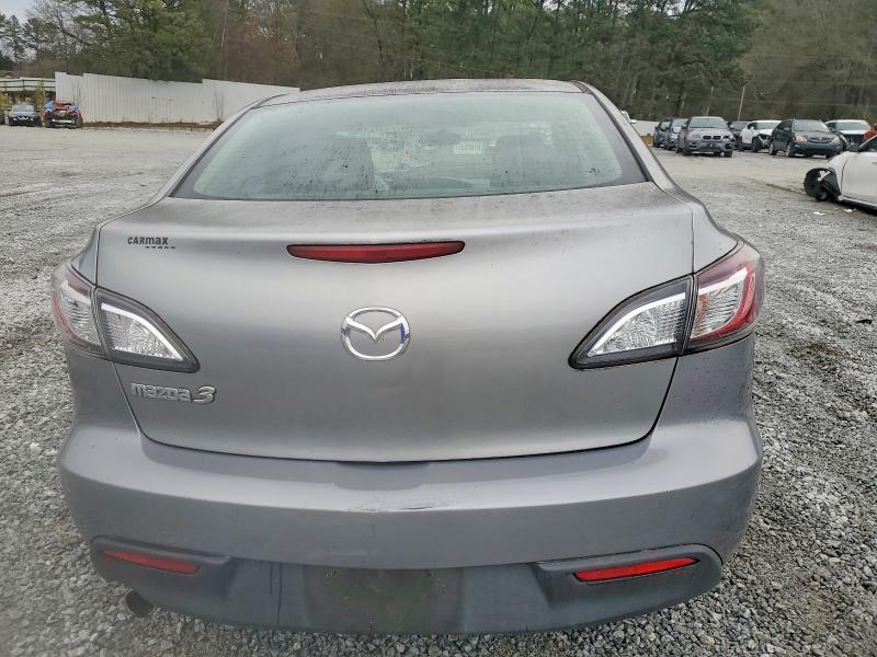 2011 Mazda 3 I