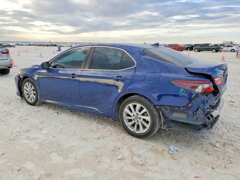 2023 Toyota Camry le