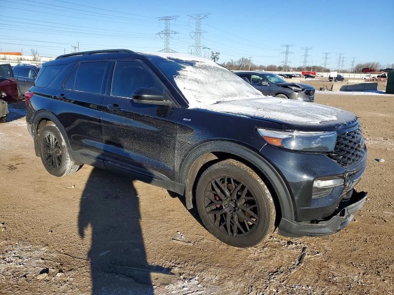 2022 Ford Explorer St-line