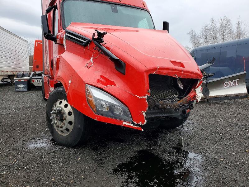 2019 Freigliner 2019 Freightliner Cascadia 126 Semi Truck