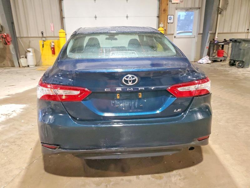 2018 Toyota Camry le