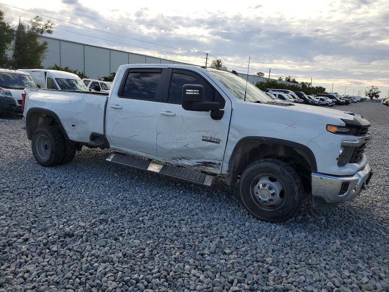 2024 Chevrolet Silverado K3500 LT