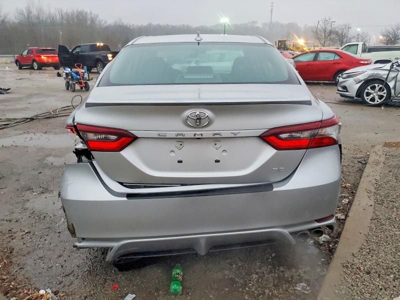 2021 Toyota Camry se