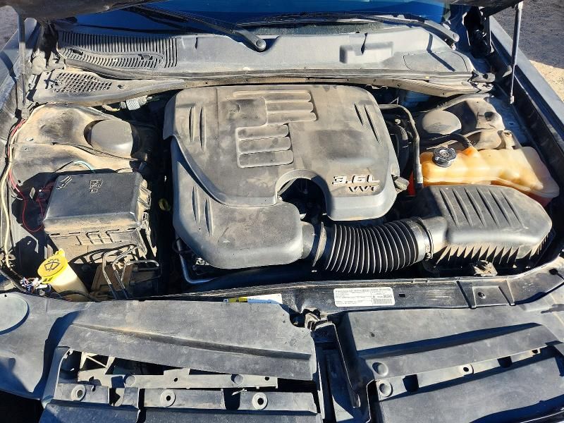 2014 Dodge Challenger sxt