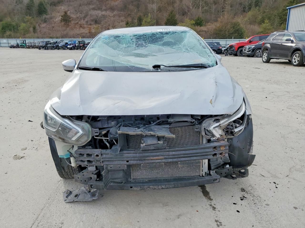 2020 Nissan Versa sv