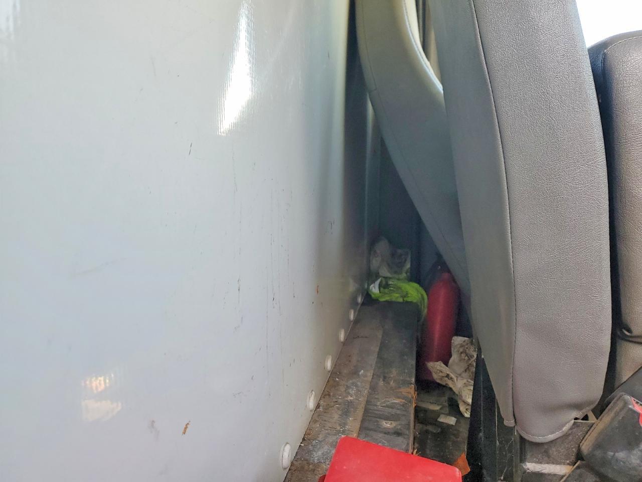 2014 Chevrolet Express BOX Truck