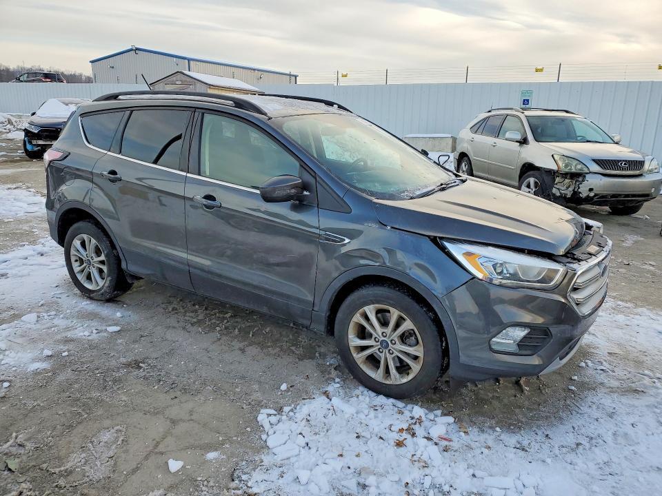 2018 Ford Escape sel