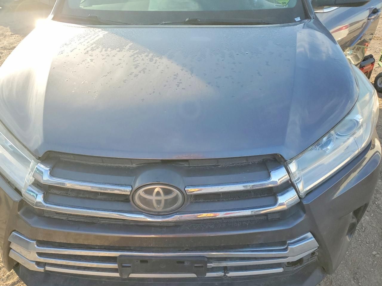 2018 Toyota Highlander le