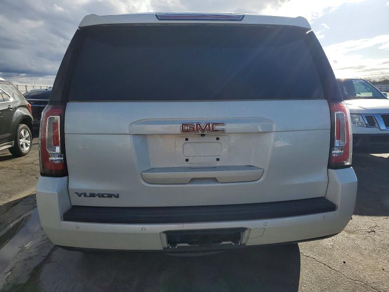 2015 GMC Yukon slt