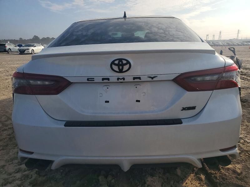 2021 Toyota Camry xse