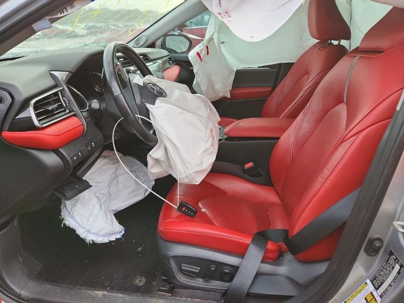 2019 Toyota Camry xse