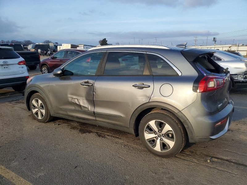 2017 KIA Niro lx