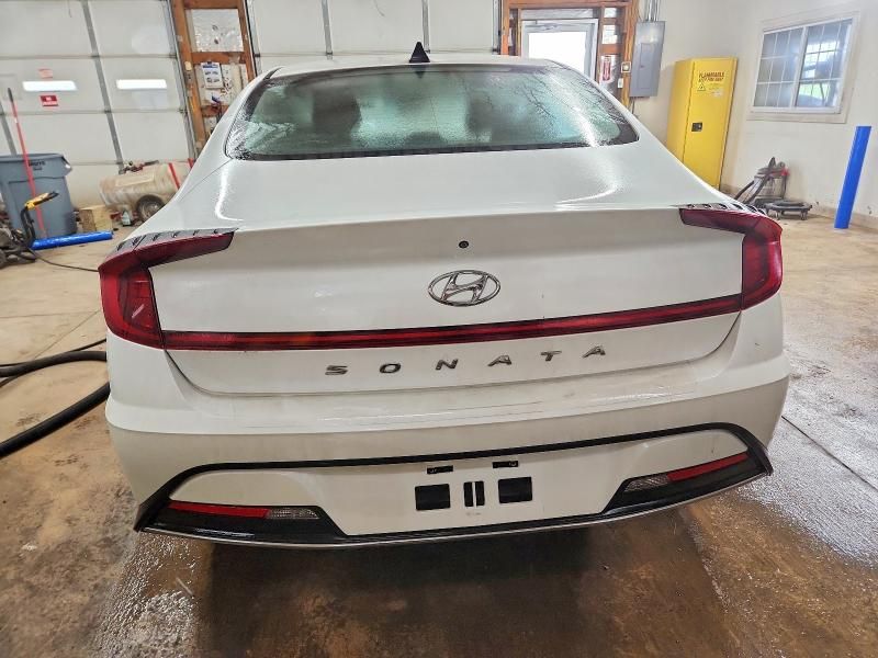 2022 Hyundai Sonata se