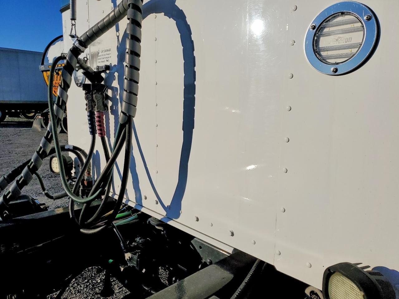 2017 Kenworth T370 Semi Truck