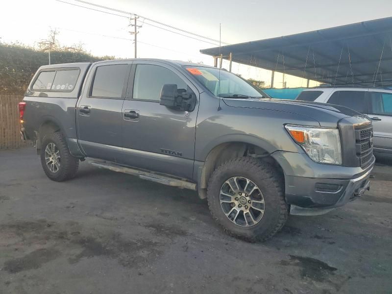 2021 Nissan Titan sv