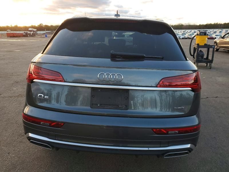 2024 Audi Q5 Premium 45