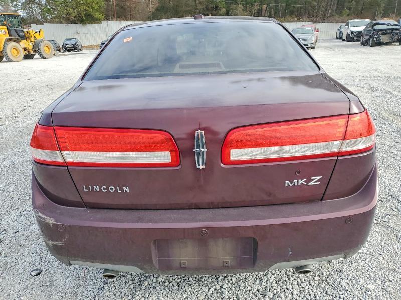 2011 Lincoln Townhouse MKZ