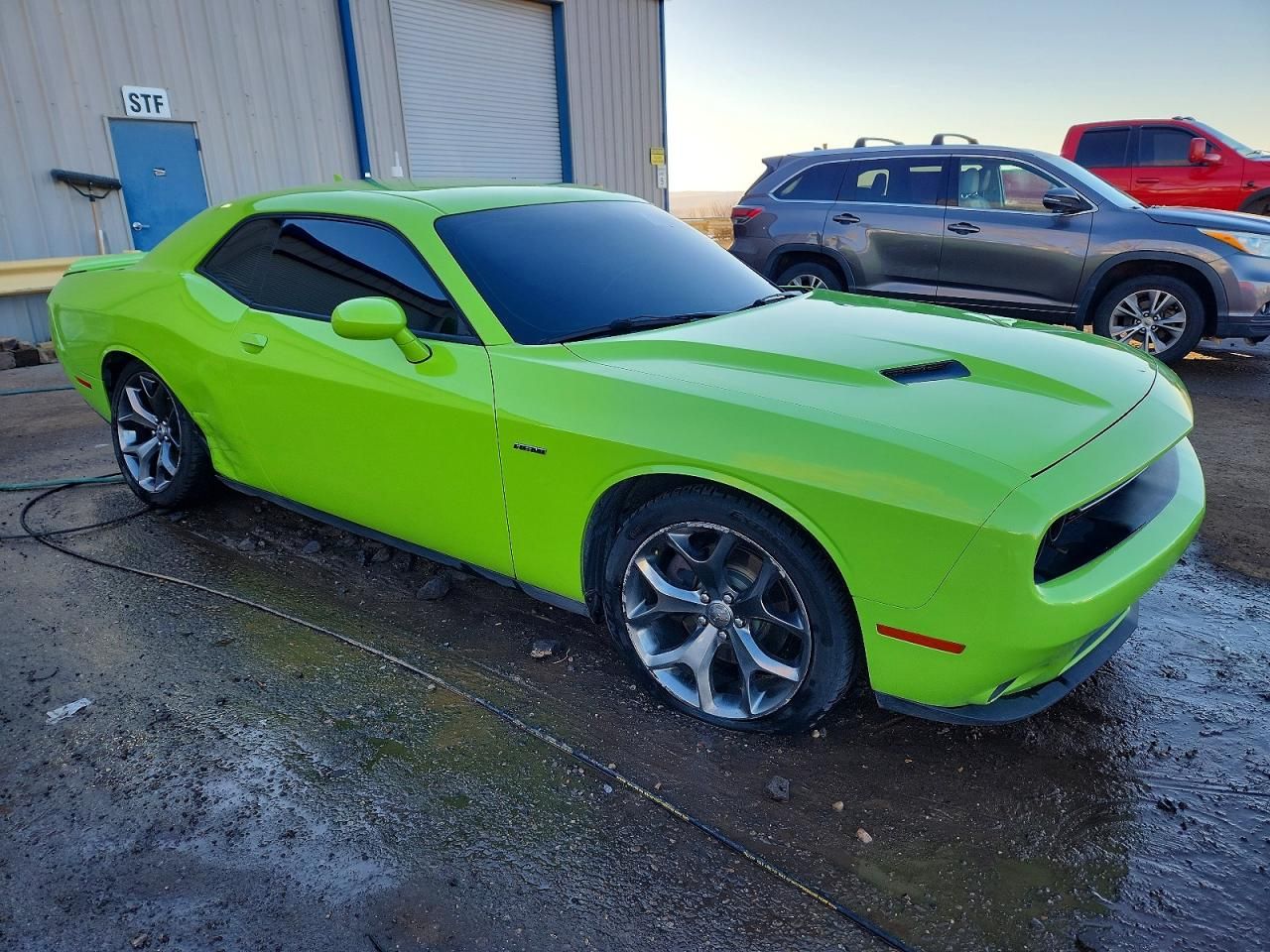 2015 Dodge Challenger sxt Plus