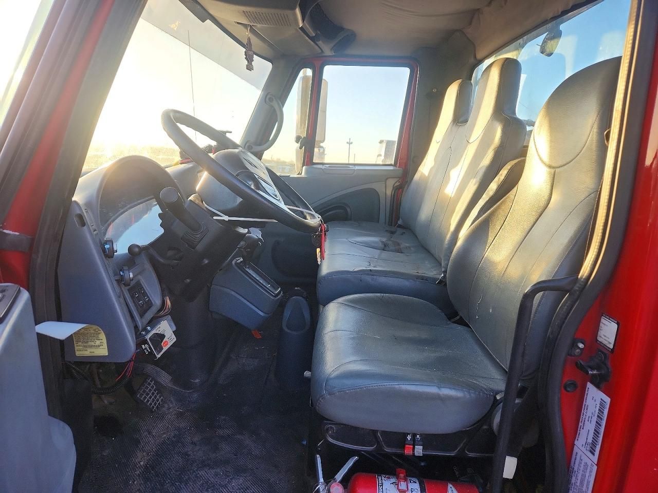 2007 International 4300 Rollback Truck