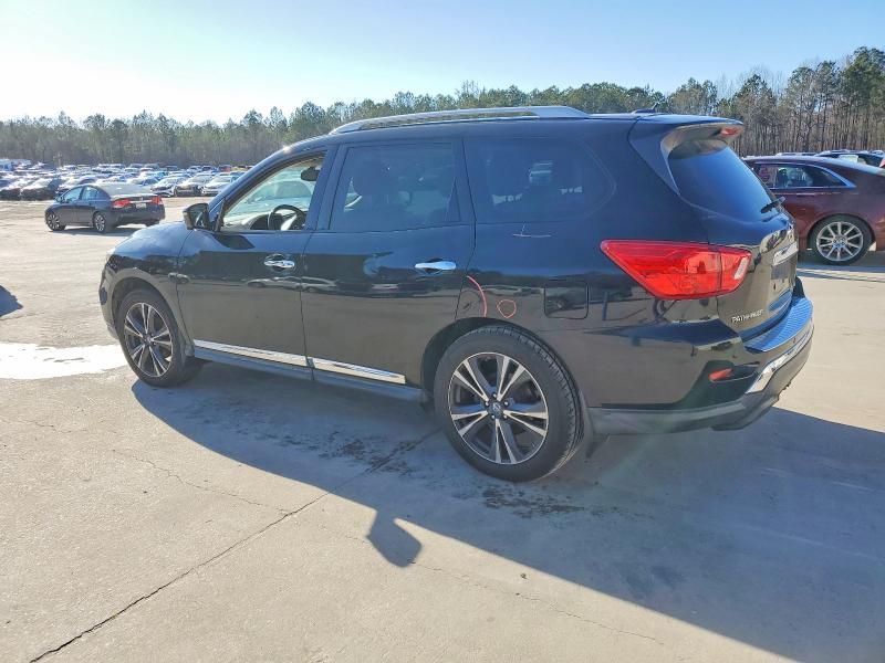2017 Nissan Pathfinder s