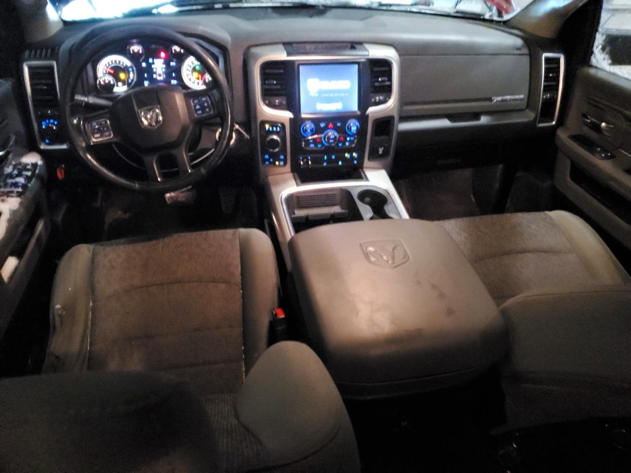 2017 Dodge Ram 1500 slt