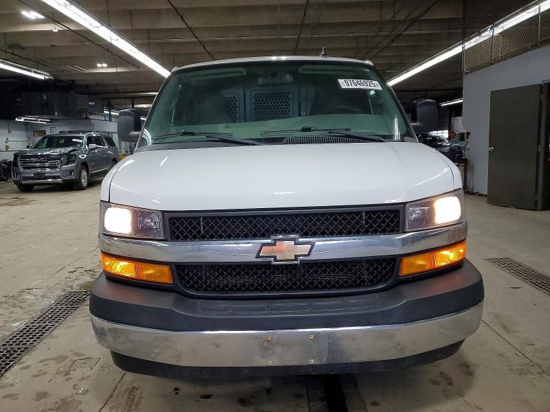 2018 Chevrolet Express G2500