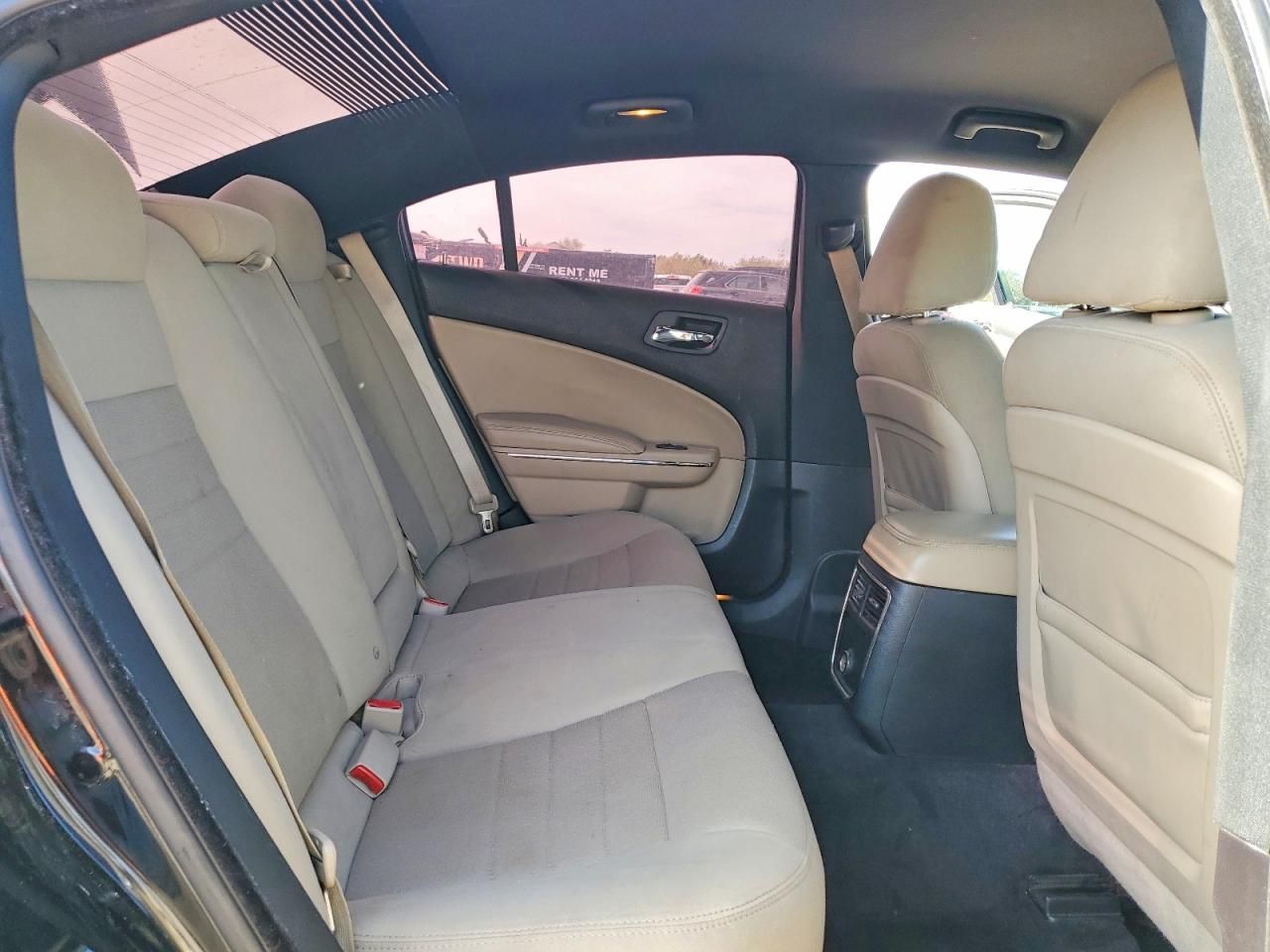 2012 Dodge Charger se