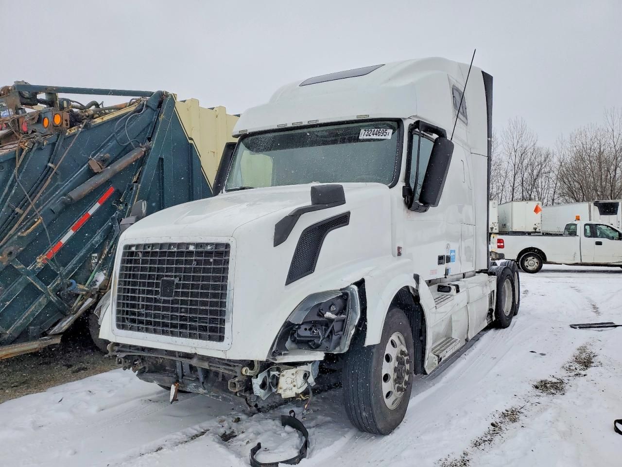 2018 Volvo VNL Semi Truck