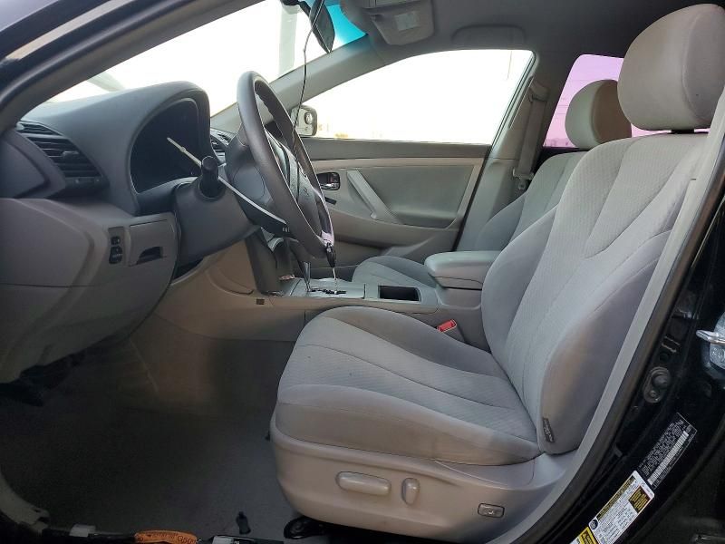 2009 Toyota Camry le