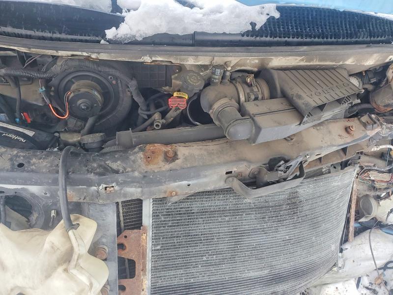 2002 GMC Savana G2500