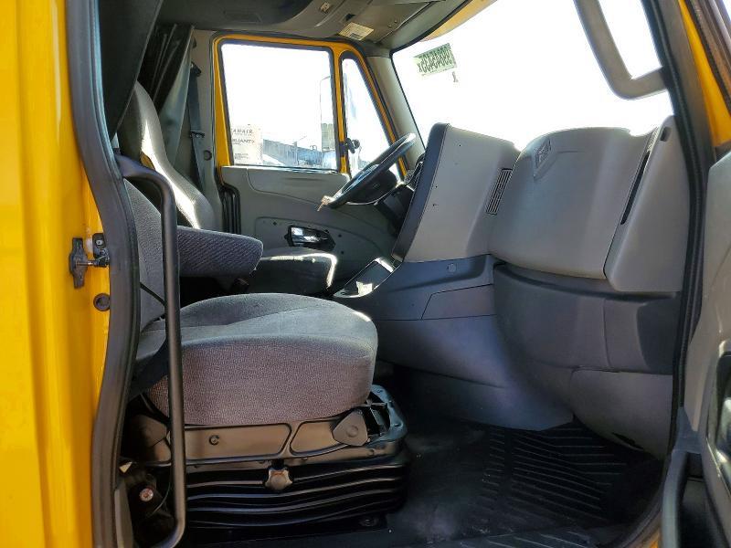 2015 International Prostar Semi Truck