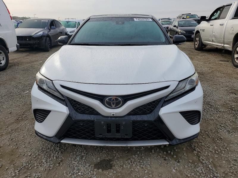 2019 Toyota Camry xse