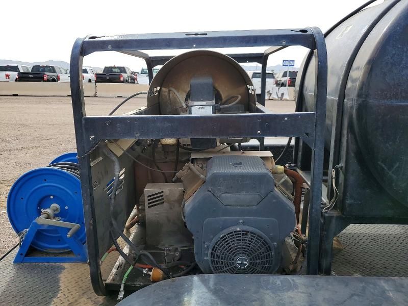 2000 Other 2000 APC Pressure Washer Trailer