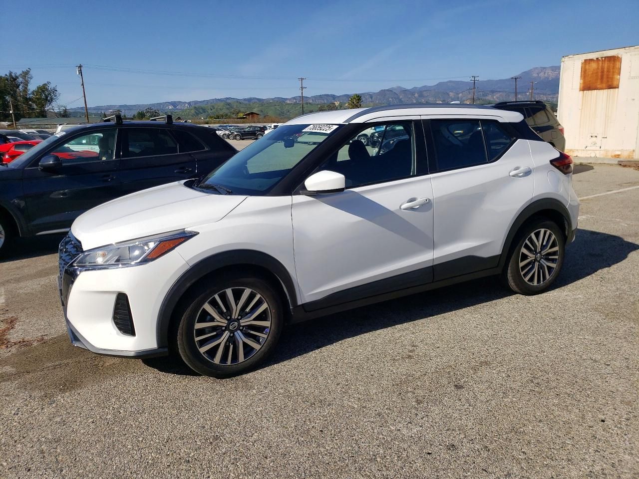 2021 Nissan Kicks sv