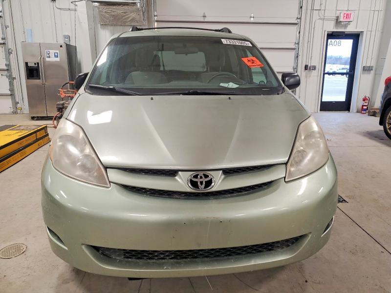2009 Toyota Sienna ce