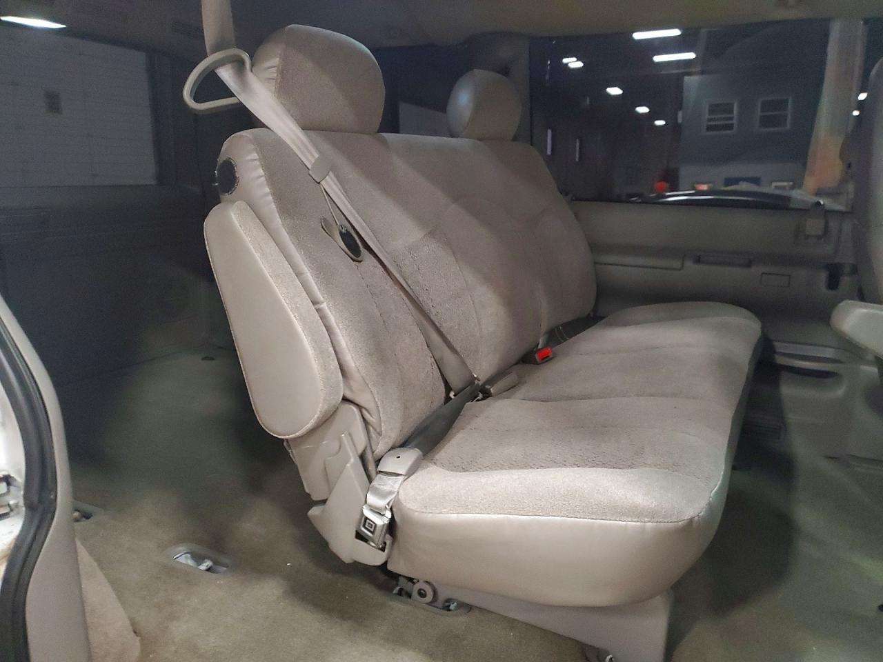 2004 Chevrolet Astro