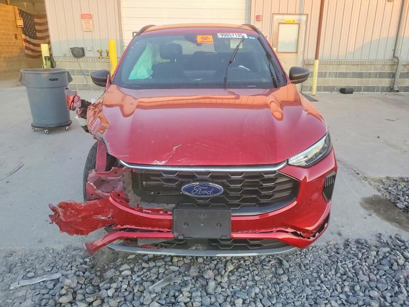2024 Ford Escape st Line