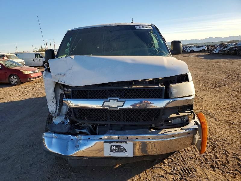 2015 Chevrolet Express G3500 LT